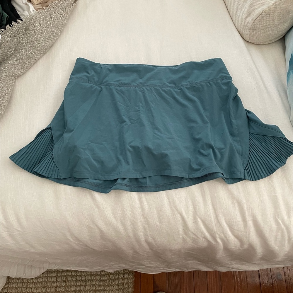 Lululemon Play Off the Pleats Skirt